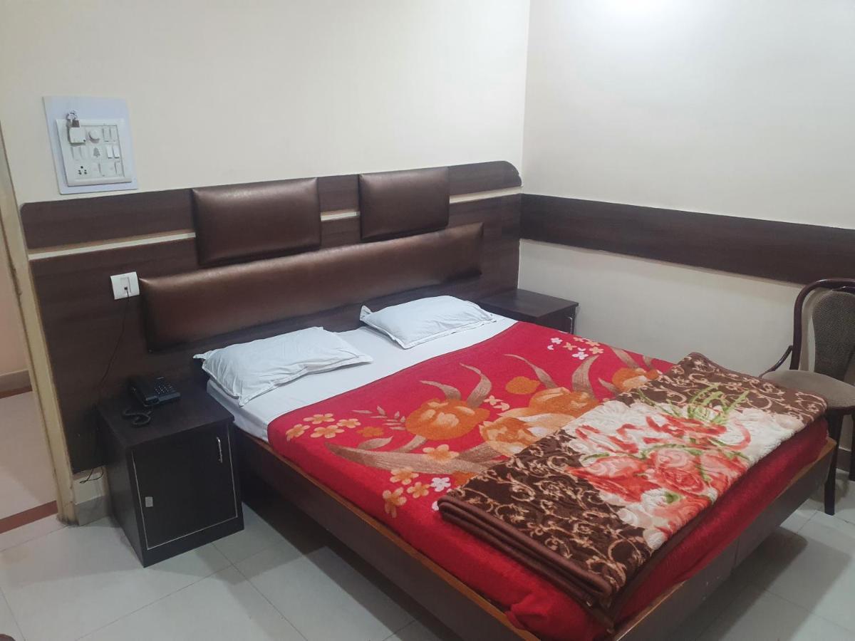 Hotel Anmol Ambikapur Buitenkant foto
