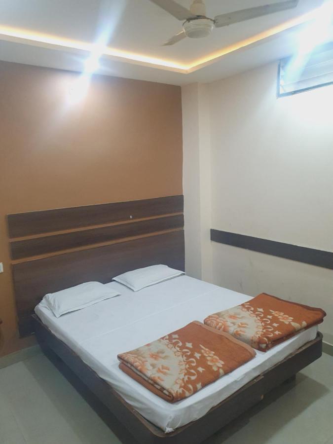 Hotel Anmol Ambikapur Buitenkant foto