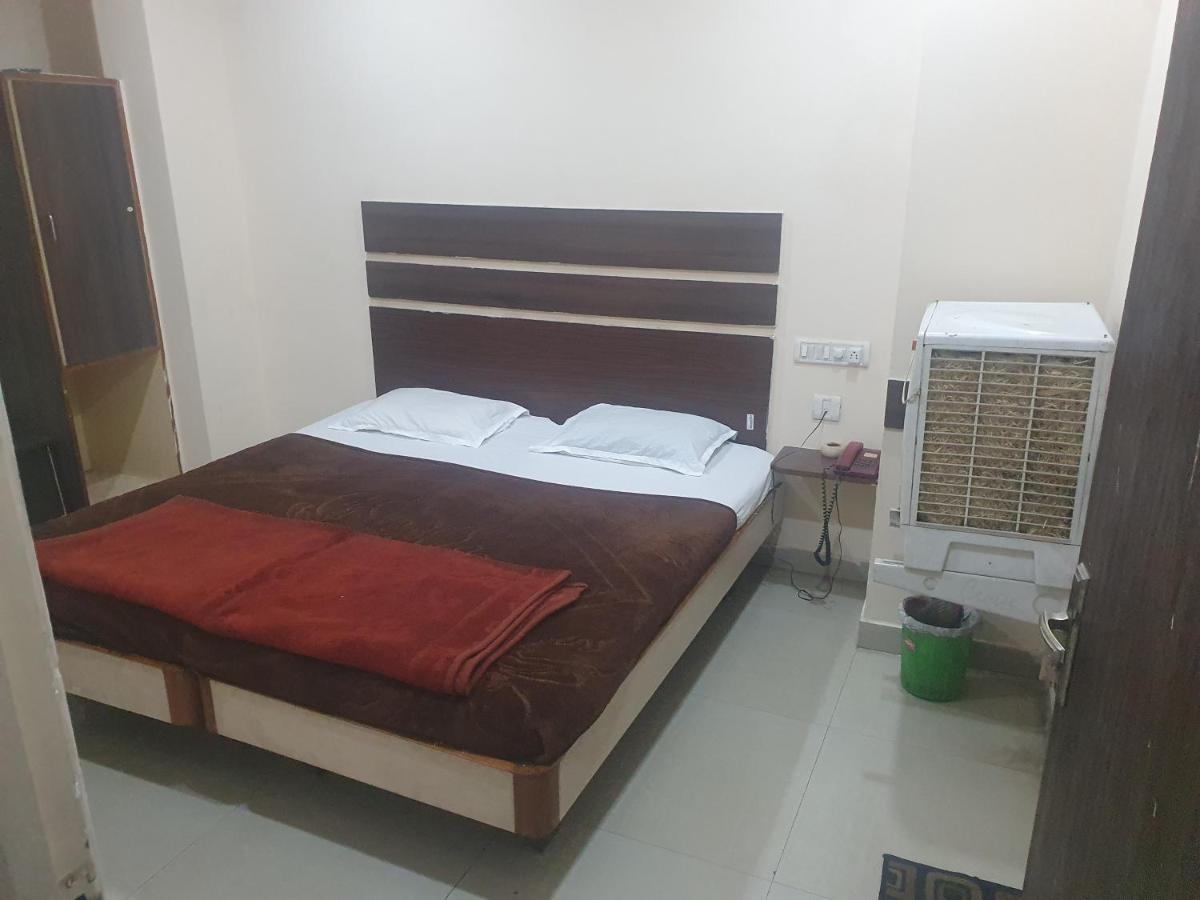 Hotel Anmol Ambikapur Buitenkant foto