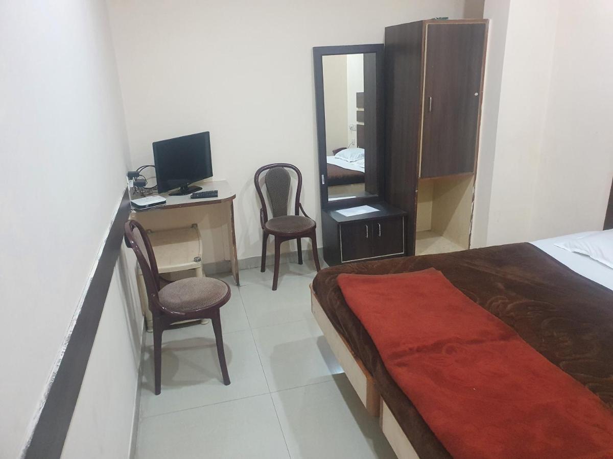 Hotel Anmol Ambikapur Buitenkant foto