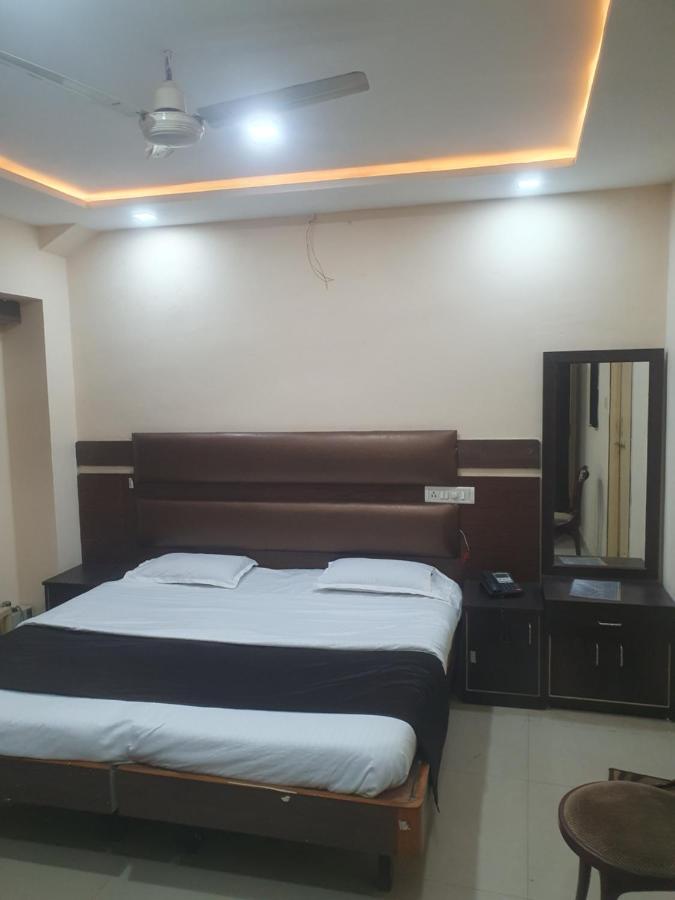 Hotel Anmol Ambikapur Buitenkant foto