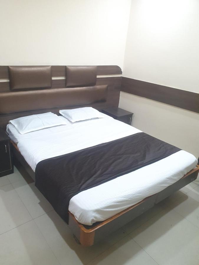 Hotel Anmol Ambikapur Buitenkant foto